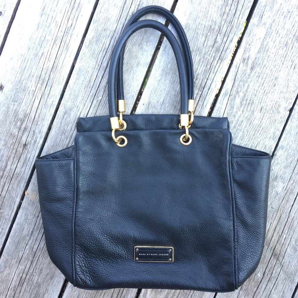 Marc by Marc Jacobs Black Leather Shoulder Bag